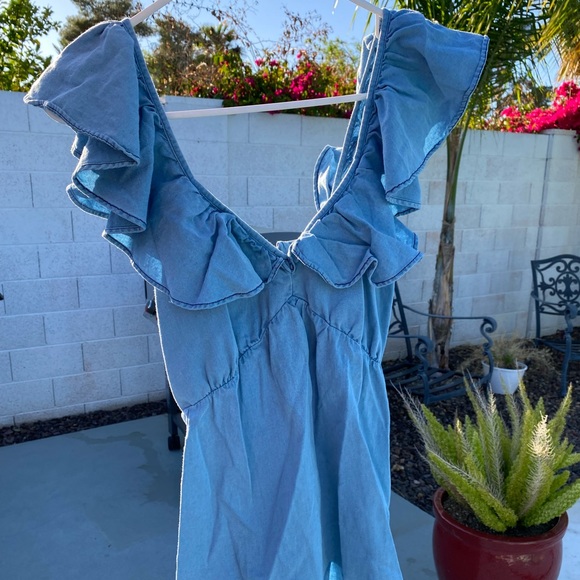 French Connection Sky Blue Ruffle Top - Picture 4 of 7